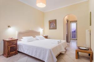 Virginia Hotel,Samos>>Agios Konstantinos,3 star