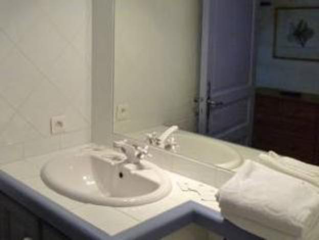 hotel le leukos