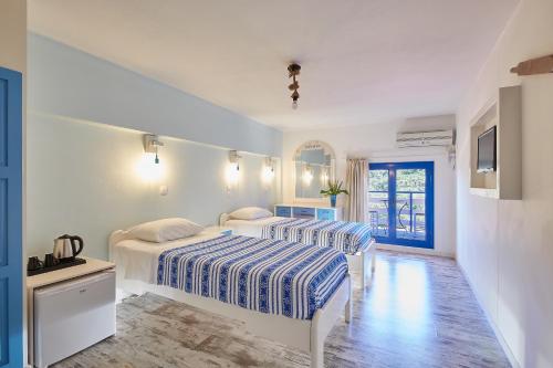ikaria