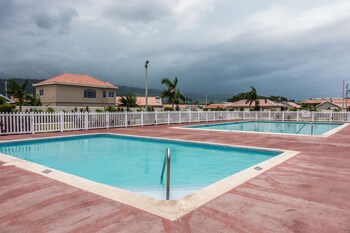The Country Club Villa I,Kingston>>Jamaica,3.5 star