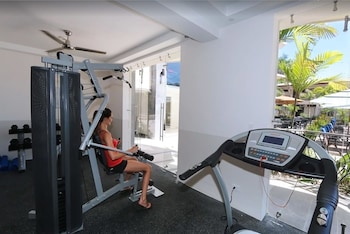 pacific suites boutique hotel and bistro