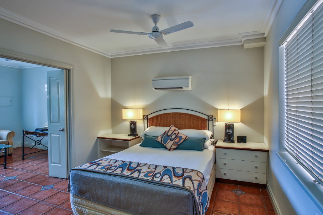 moonlight bay suites