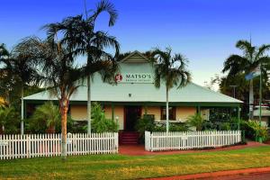 moonlight bay suites