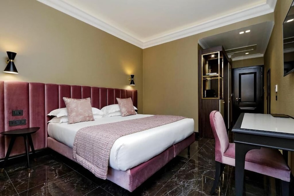 bq house colosseo luxury rooms