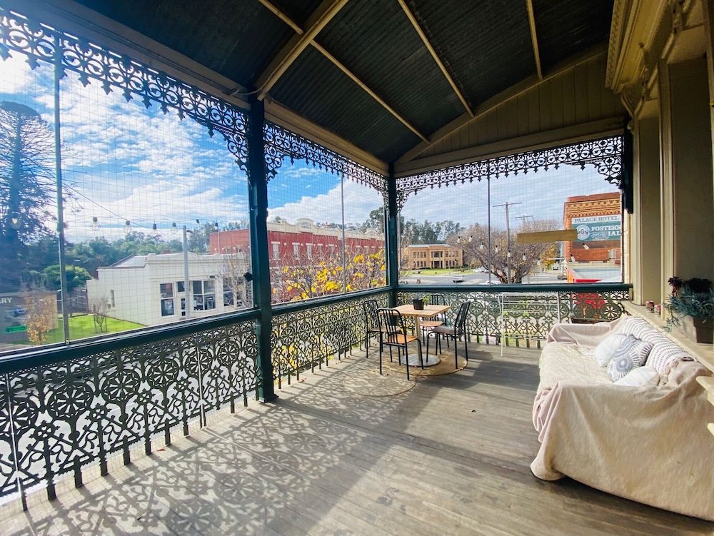 tree house hideouts heygarth house