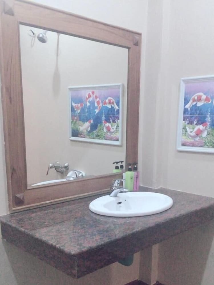 jj bungalow and guest house