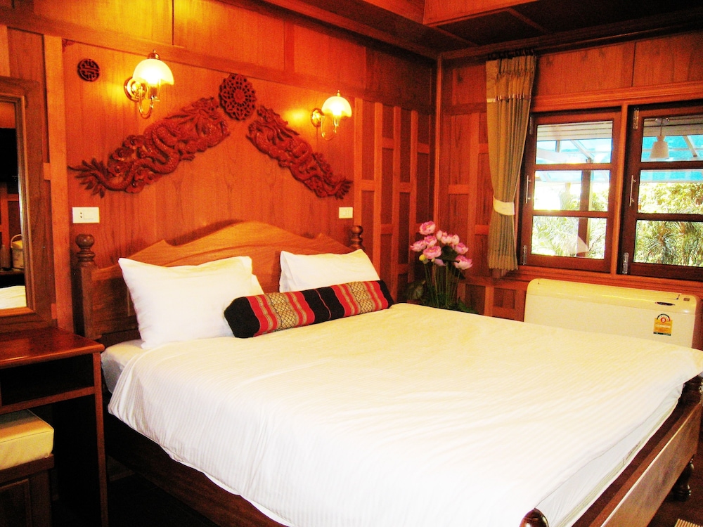 jj bungalow and guest house