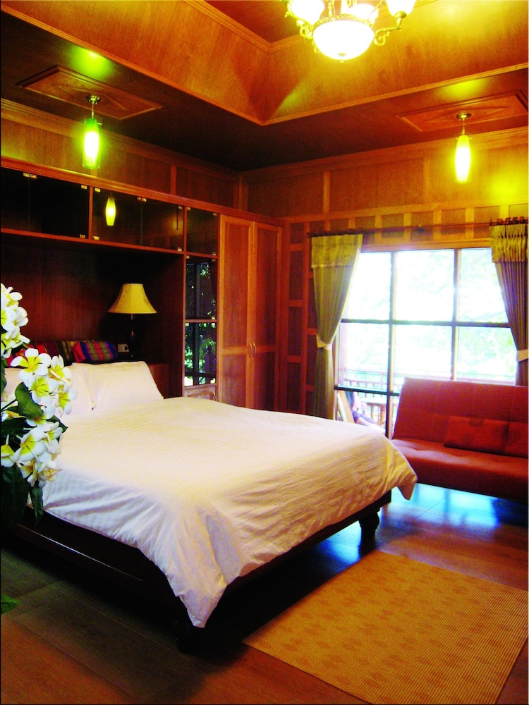 jj bungalow and guest house