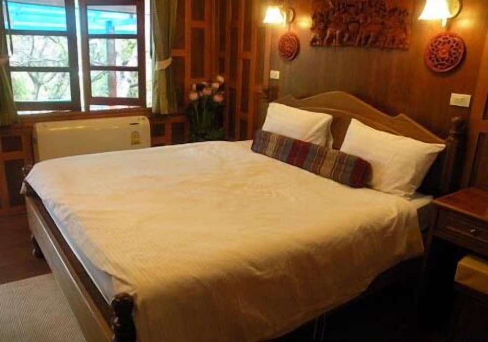jj bungalow and guest house
