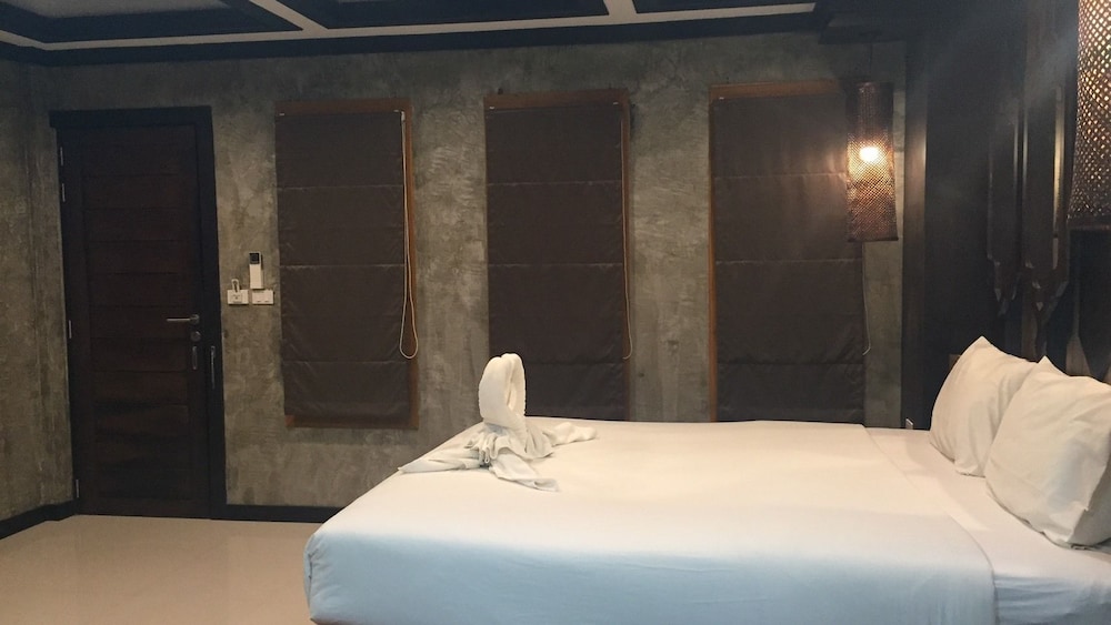 jj bungalow and guest house