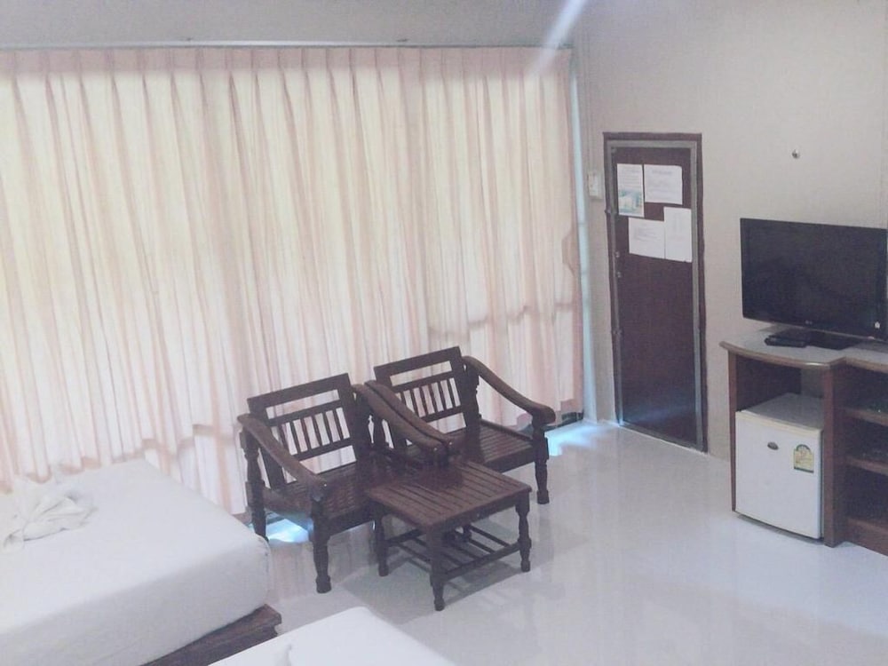 jj bungalow and guest house