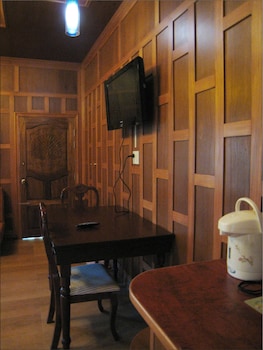 jj bungalow and guest house