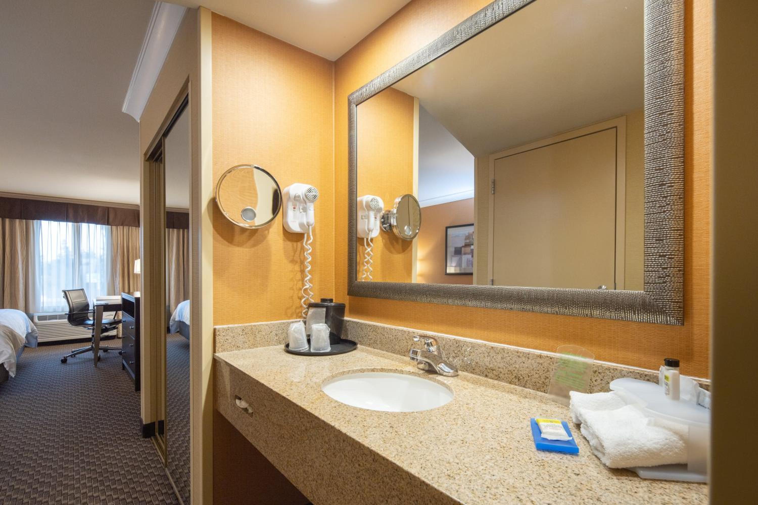 holiday inn express castro valley by ihg