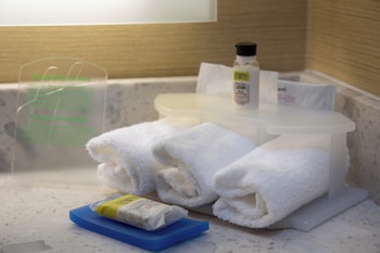 Holiday Inn Express Castro Valley By Ihg,Castro Valley>>Alameda,3 star