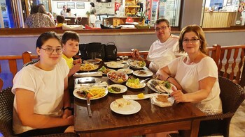 assos nazan motel restoran beach