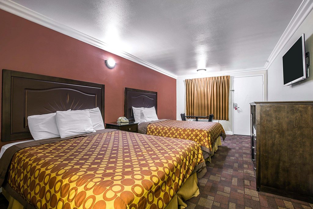 Pico Rivera Inn And Suites,Downey>>Bell Gardens,3 star