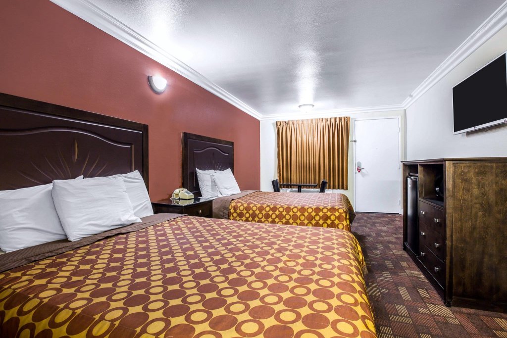 Pico Rivera Inn And Suites,Downey>>Bell Gardens,3 star