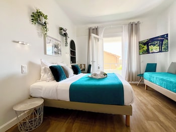 hotel escapade