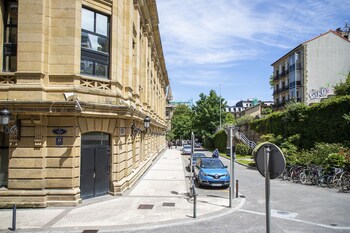 pension bikain