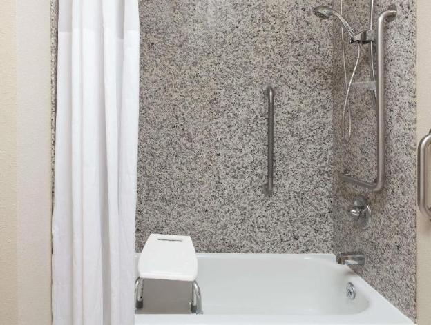 bass pro shops anglers lodge