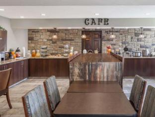 bass pro shops anglers lodge