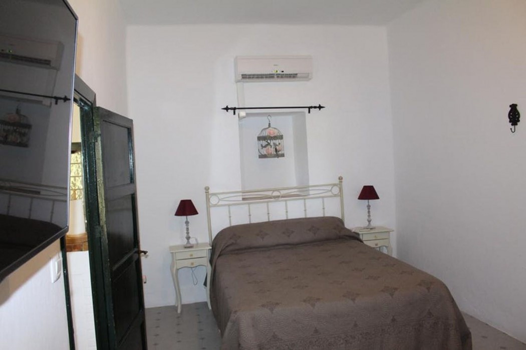 Cortijo El Indiviso,Cadiz>>Barbate,2.5 star