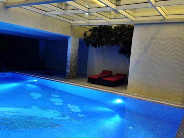 mandarin hotel apartments