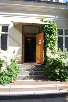 vandrarhem uppsala kungsangstorg