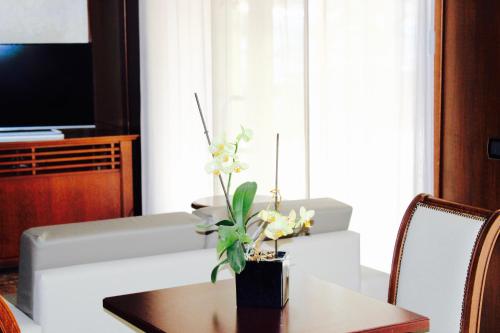 hori balconata 2 0 banqueting and accommodations