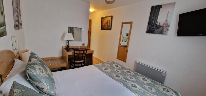 kyriad direct arpajon