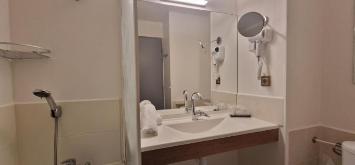 kyriad direct arpajon