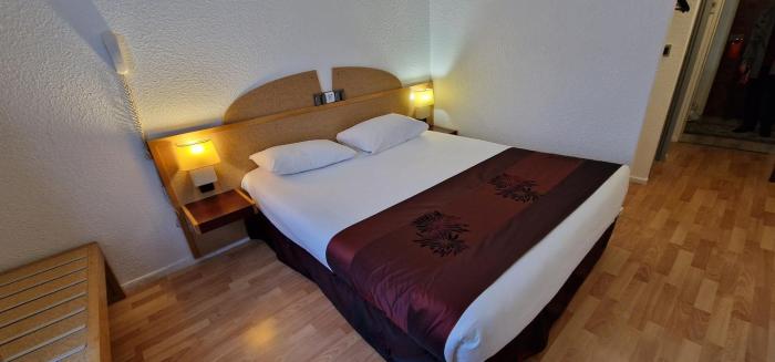 kyriad direct arpajon