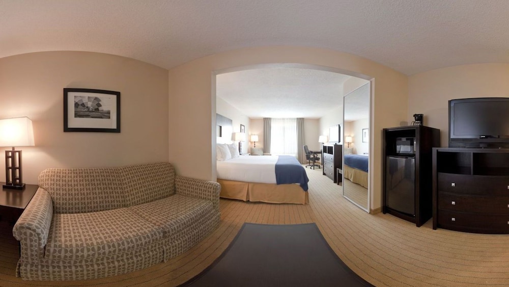 holiday inn express hotel and suites albuquerque airport by ihg