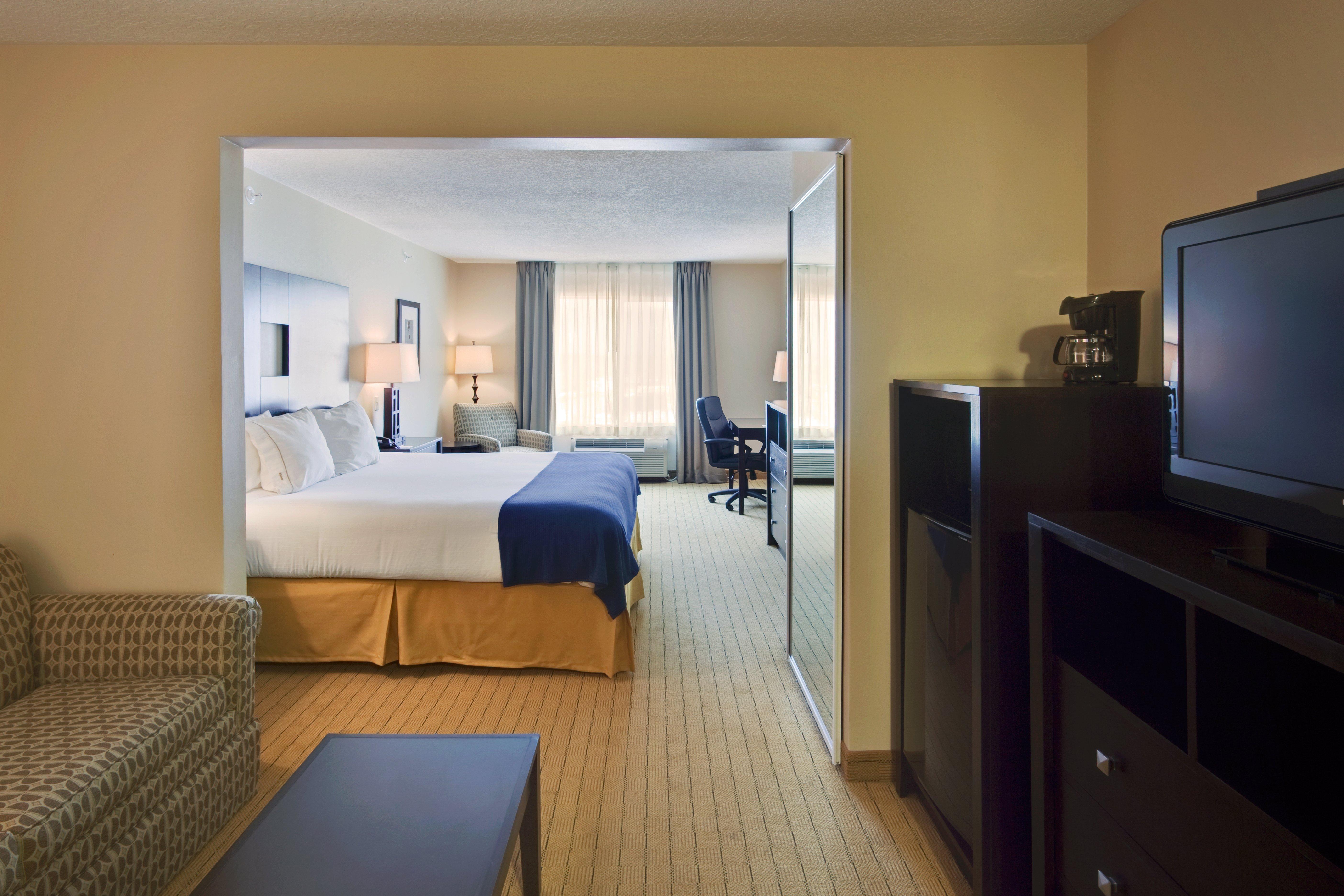 holiday inn express hotel and suites albuquerque airport by ihg