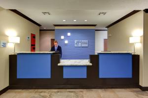 holiday inn express hotel and suites albuquerque airport by ihg