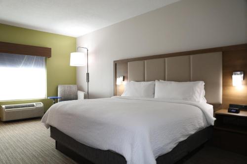 holiday inn express hotel and suites albuquerque airport by ihg