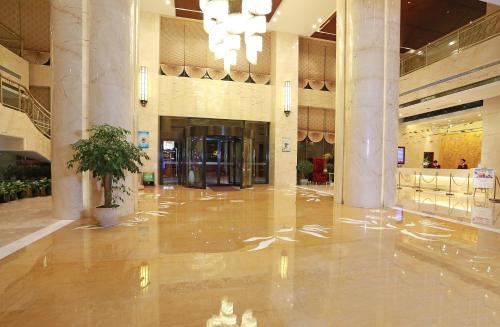 ramada longyan