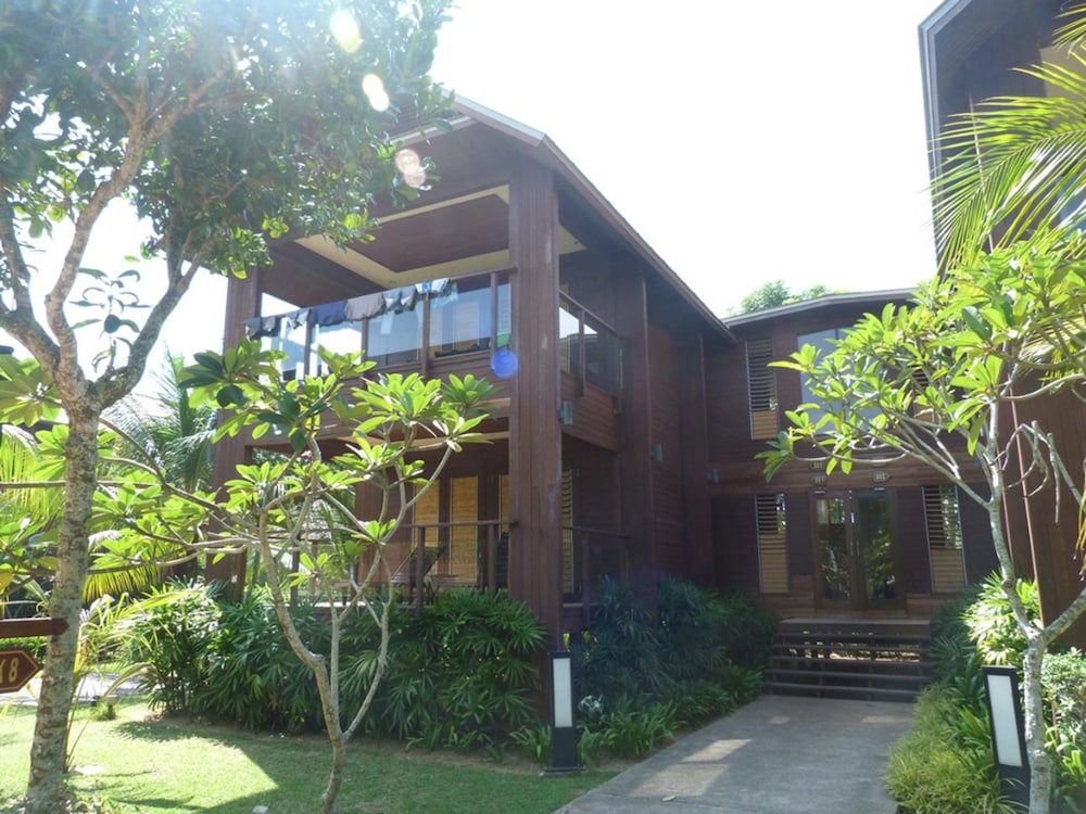 duyong marina and resort