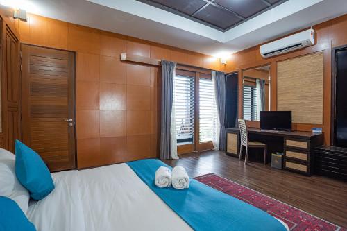 duyong marina and resort