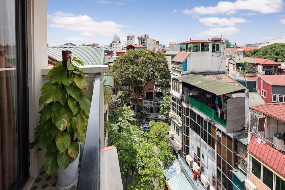 hanoi golden moon hotel