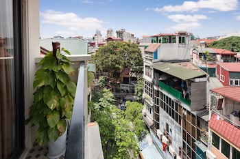 hanoi golden moon hotel