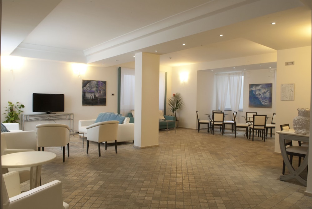 hotel mea aeolian charme