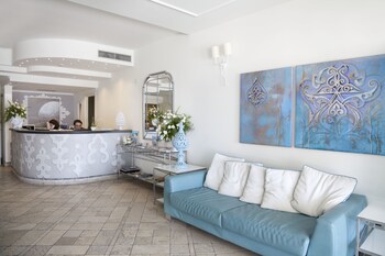 hotel mea aeolian charme