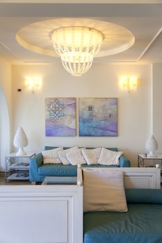 hotel mea aeolian charme