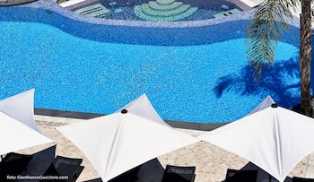 hotel mea aeolian charme