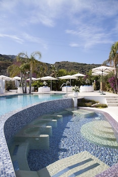 hotel mea aeolian charme