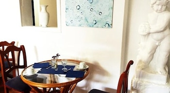 zhimbad bandb by the sea