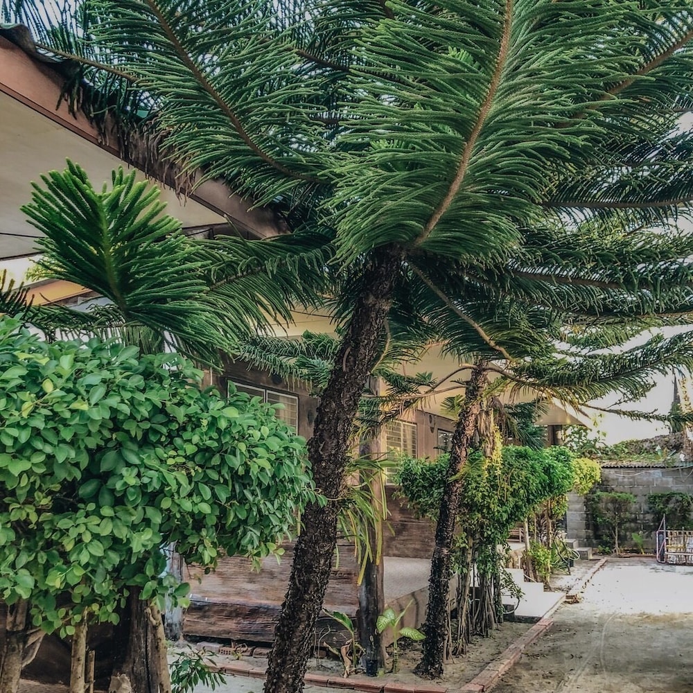 phi phi nice beach resort