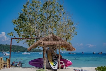 phi phi nice beach resort