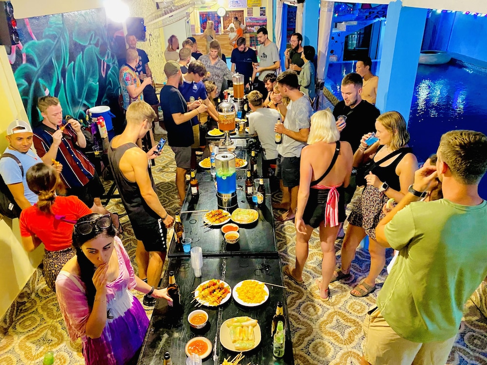 vang vieng freedom view hostel